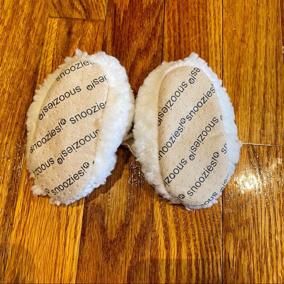 🤩HP🤩 NEW Baby shoes slippers newborn 0 3 months - Picture 3 of 8